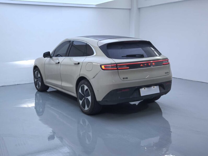 AITO M5 Standard Edition (RWD)