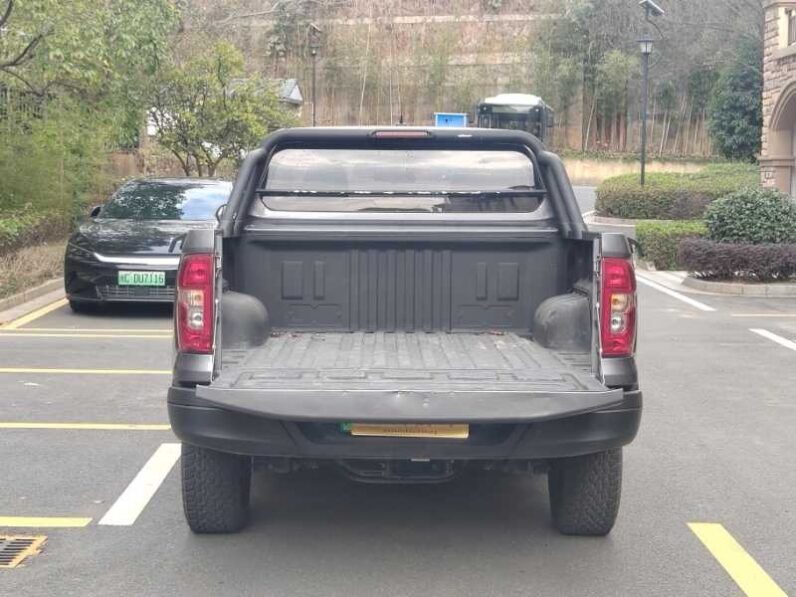 Changan Hunter 2024 Warrior Edition Luxury Dual Motor Four-Wheel Drive Standard Box